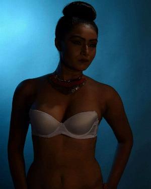 Jui Lahiri Hot_45.jpg